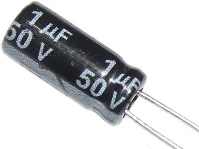 Obrázek zboží 1u/50V 105°C 4x7x2mm, elektrolyt.kondenzátor radiální