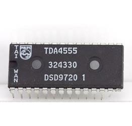TDA4555 - procesor PAL/SECAM/NTSC, DIP28