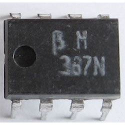 BM387N /LM387N/ 2x NF zesilovač, Ucc=9-40V, DIP8