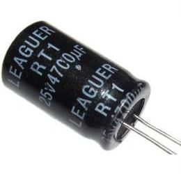 4700u/25V 105° 16x27x7, 5mm, elektrolyt.kondenzátor radiálny
