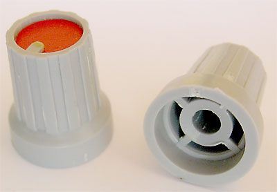 Přístrojový knoflík KP15, 15x18mm, hřídel 4mm, červený