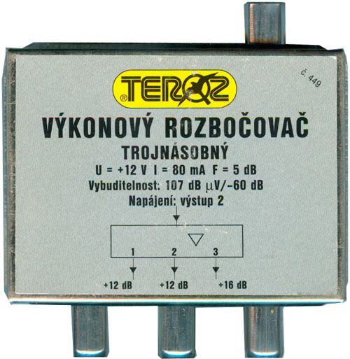 Výkonový rozbočovač TEROZ č.449 s konektory IEC