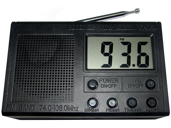 Kapesní přijímač FM s LCD displejem a hodinami, STAVEBNICE